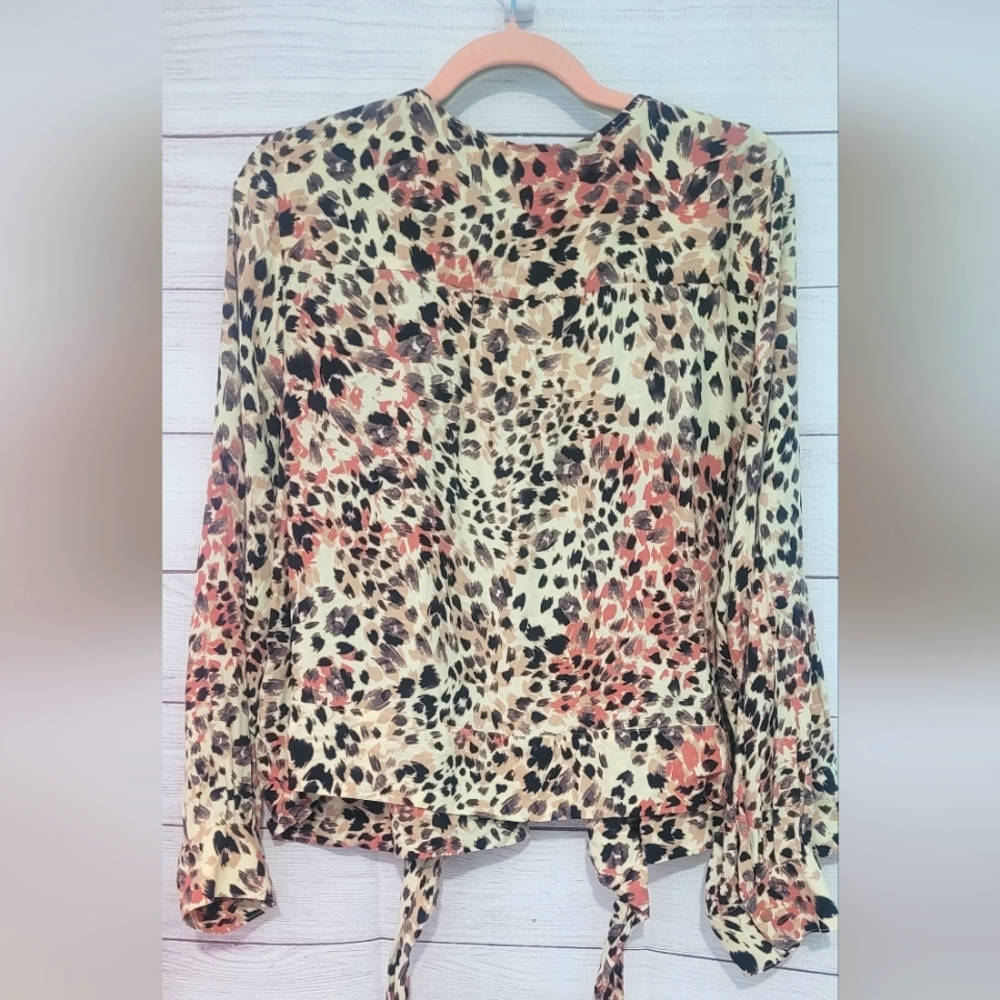 Nwt Gorgeous Reitmans Animal Print 🐾 Sexy Trendy wrap style blouse Size 2XL - Picture 6 of 12